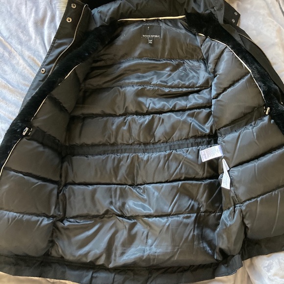 Banana Republic women’s small winter jacket - Picture 2 of 9